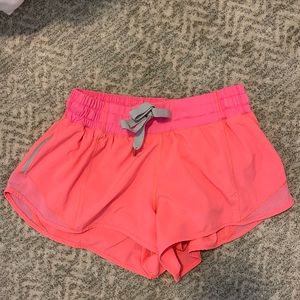 Lululemon hotty hot short pink size 4